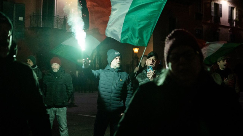 İtalya’da aşırı sağcılar sokaklara indi - Resim: 2