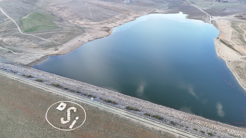 2 yıl arayla çekilen görüntüler kuraklığı gözler önüne serdi - Resim : 2