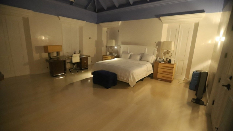 Jeffrey Epstein’in evinin 'hiç görülmemiş' fotoğrafları paylaşıldı - Resim: 6