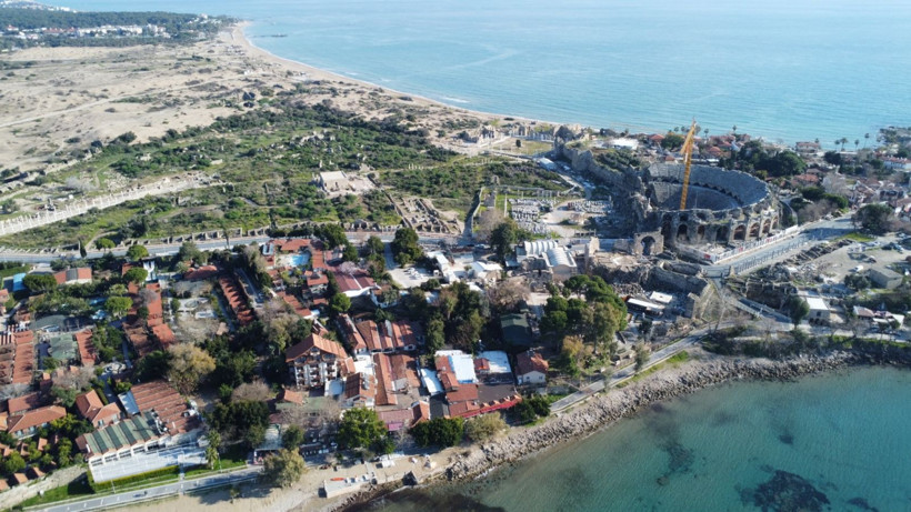 Antalya’nın antik tiyatroları: Gladyatör arenalarından turizmin gözdesine - Resim: 1