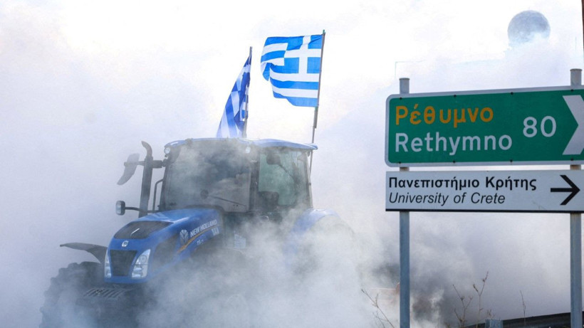 Yunanistan'da isyan ateşi büyüyor - Resim: 2