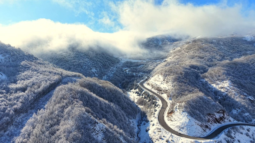 Karadeniz’e açılan kapı beyaz gelinliğini giydi - Resim: 1
