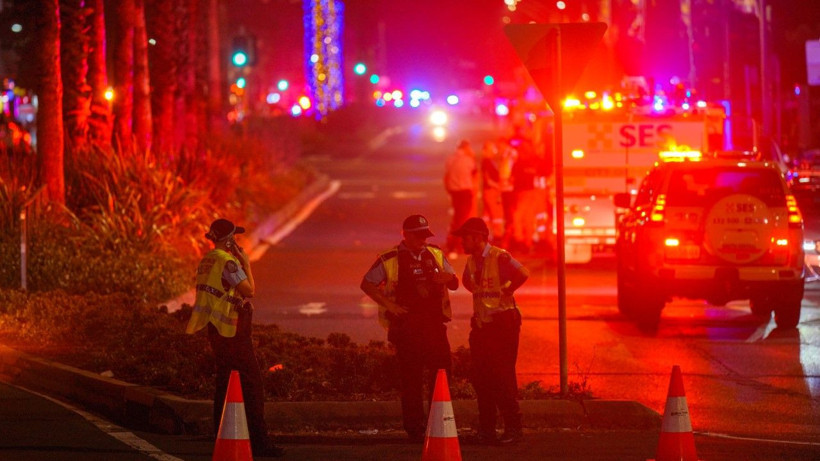 Baba-oğul katliam yaptı: 15 ölü, 40 yaralı - Resim: 5