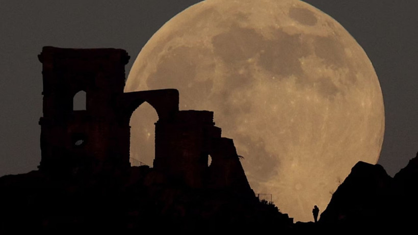 2026'nın ilk dolunayı: İşte Kurt Ayı'ndan en çok etkilenecek üç burç - Resim: 1