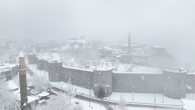 Kar yağdı, bin yıllık tarih beyaza büründü - Resim: 5