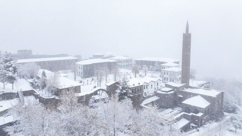 Kar yağdı, bin yıllık tarih beyaza büründü - Resim: 11
