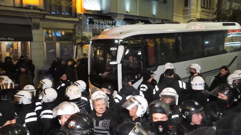 DEM protestosunda 25 gözaltı - Resim : 1