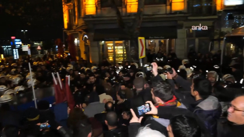 DEM protestosunda 25 gözaltı - Resim : 5