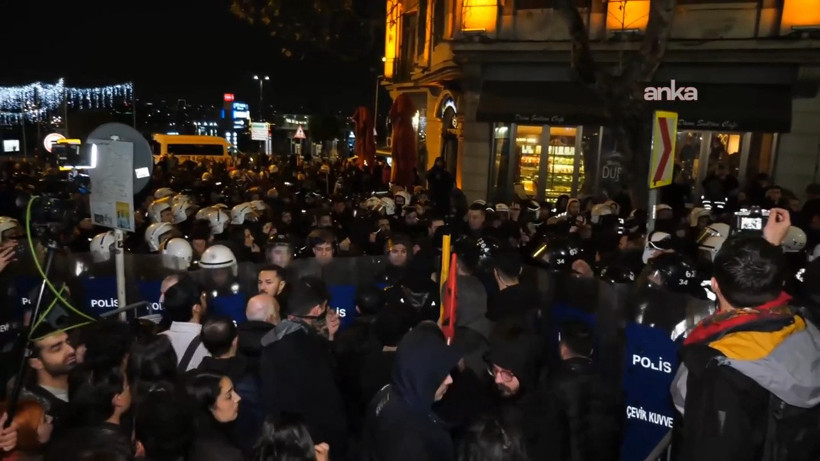 DEM protestosunda 25 gözaltı - Resim : 6