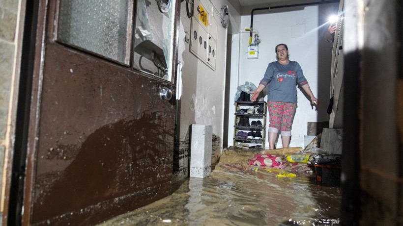 İzmir’de sağanak: Hayat felç oldu - Resim: 51