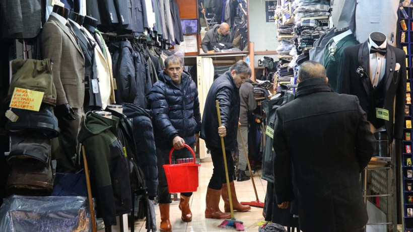 İzmir’i sağanak vurdu - Resim: 8