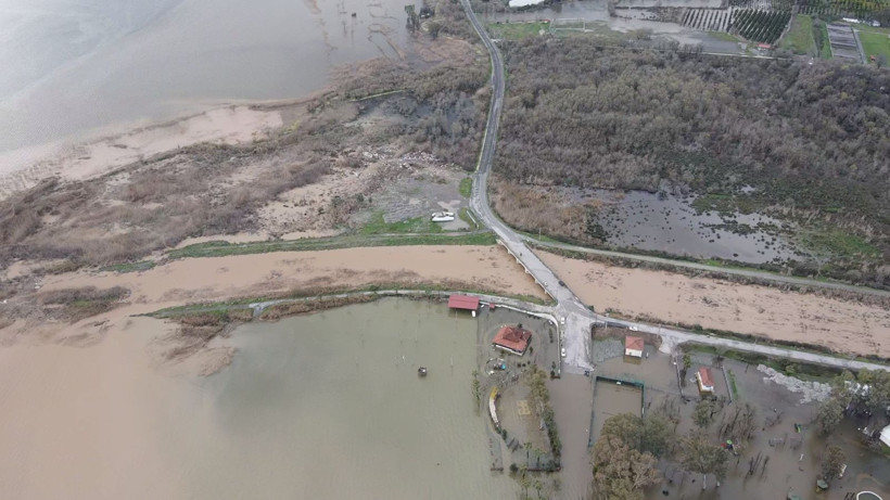 Tsunami gibi: Bir ilçe su altında kaldı - Resim: 20