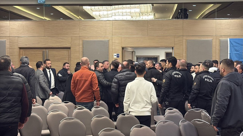 Olaylı seçime polis müdahalesi - Resim: 4