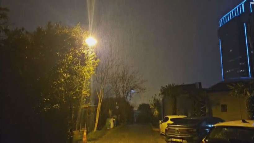 İstanbul'da sağanak etkili oldu - Resim: 6