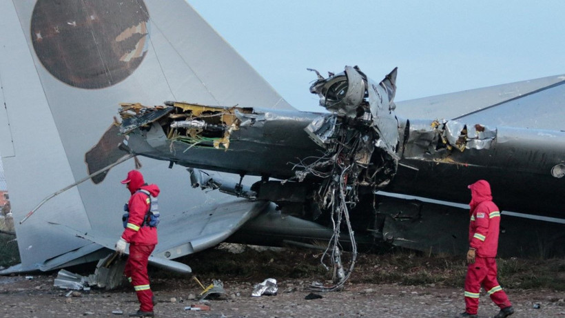 Uçak kazasında en az 22 ölü - Resim: 4