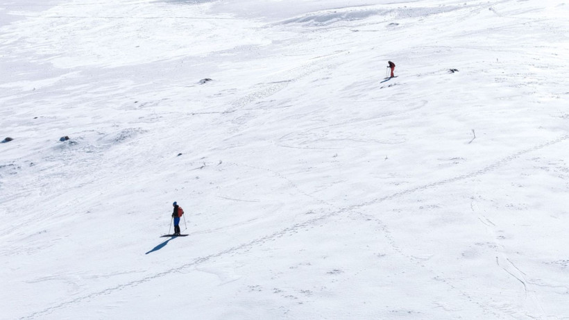 Antalya’da aynı gün iki mevsim: Sahilde deniz, zirvede kayak keyfi - Resim: 7