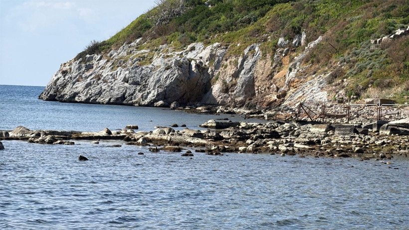 Deniz çekildi, adaya yürüyerek gidiyorlar - Resim: 10