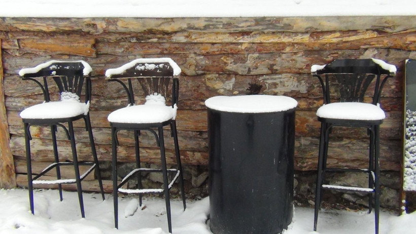 Mart’ta kış geri döndü: Kent sabaha beyaz örtüyle uyandı - Resim: 7