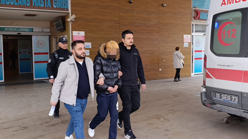 Camide &ccedil;ıplak video &ccedil;ekti, tutuklandı - Resim : 1