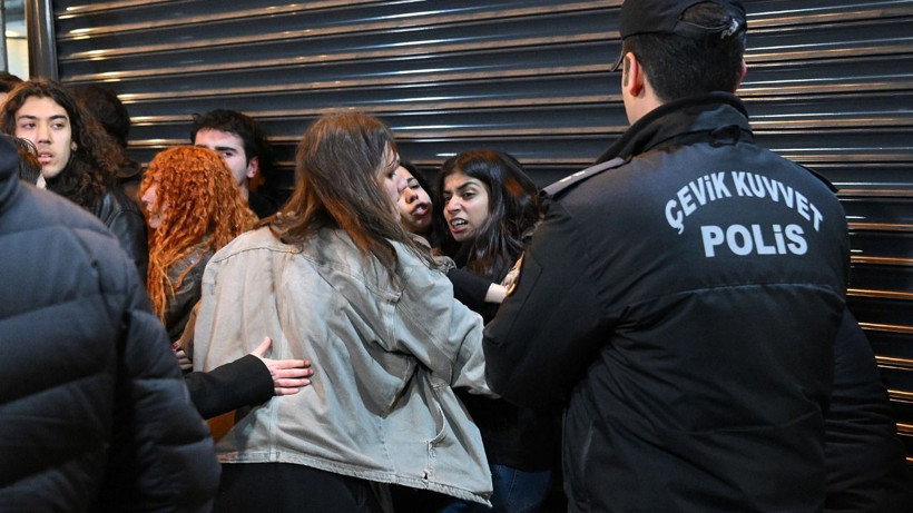Ankara’da '19 Mart' protestosuna polis müdahalesi! Çok sayıda öğrenci gözaltında - Resim: 4