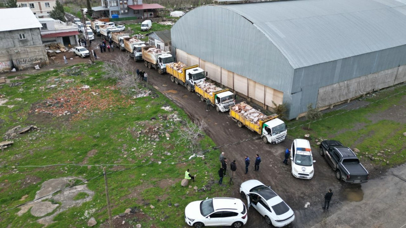 Şanlıurfa'da 50 ton bozuk tavuk eti ele geçirildi - Resim: 3
