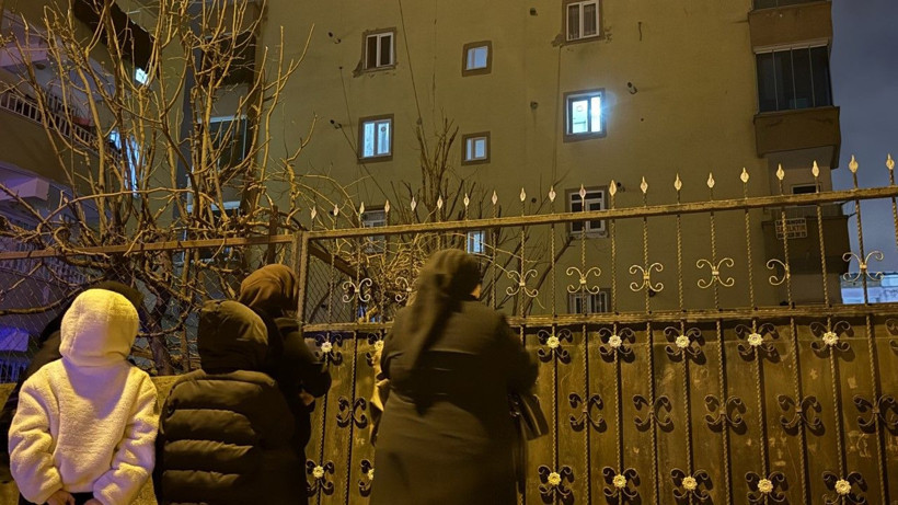 Kolonlardan çatlama sesi gelen bina boşaltıldı, 51 vatandaş tahliye edildi - Resim: 2