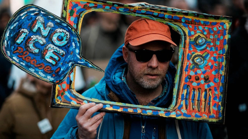 Amerika'da Trump karşıtları sokağa döküldü: No Kings - Resim: 6