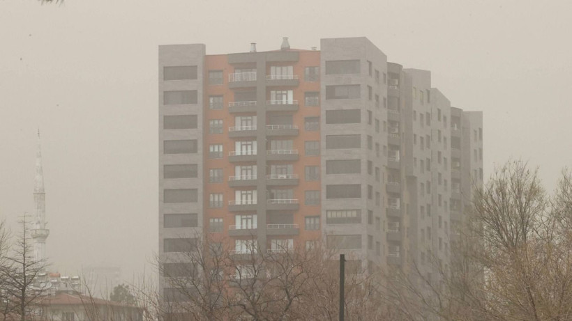 Çöl tozu Türkiye’yi vurdu: Gökyüzü turuncuya döndü, nefes almak zorlaştı - Resim: 2