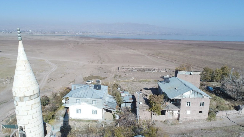 Keban Barajı’nda 7 yılda büyük değişim: 4 kilometre çekilmişti, şimdi 150 metre ilerledi - Resim: 2