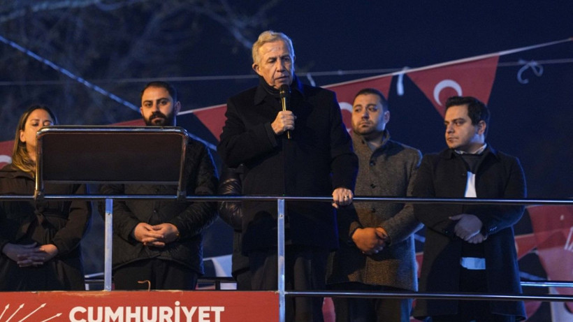 Ankara’da CHP’lilere biber gazlı müdahale - Resim: 2