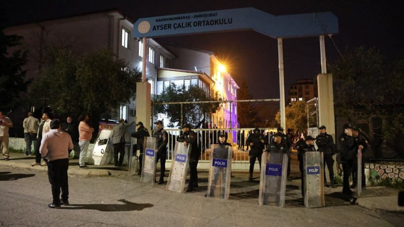 Saldırının yaşandığı okulda izler siliniyor - Resim: 1