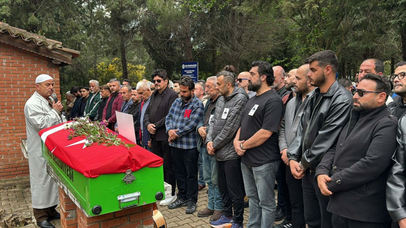 Rıza Tamer, son yolculuğuna gitarıyla uğurlandı - Resim: 5