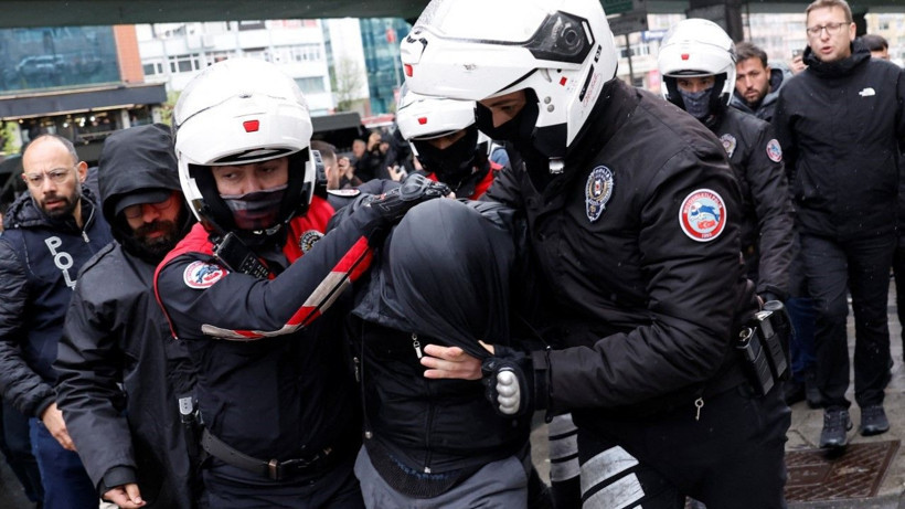 Bakanlıktan polislere '1 Mayıs' teşekkürü - Resim: 1