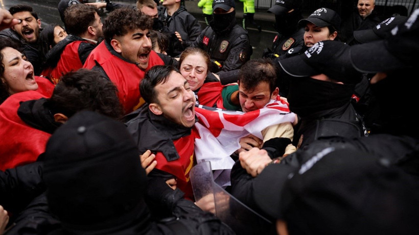 Bakanlıktan polislere '1 Mayıs' teşekkürü - Resim: 4