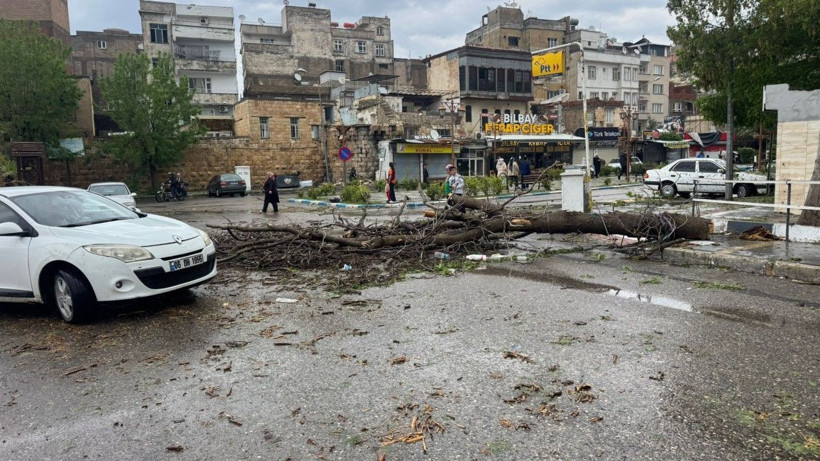 Sağanak ve dolu vurdu: Ölü ve yaralılar var - Resim: 5