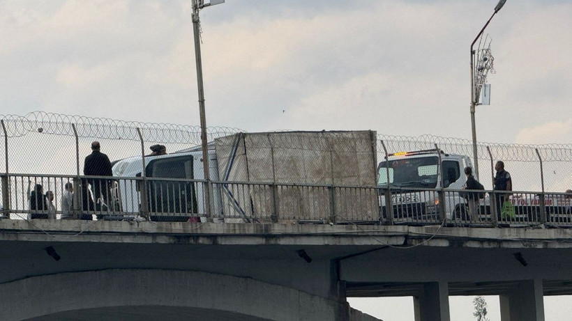 Sağanak ve dolu vurdu: Ölü ve yaralılar var - Resim: 2