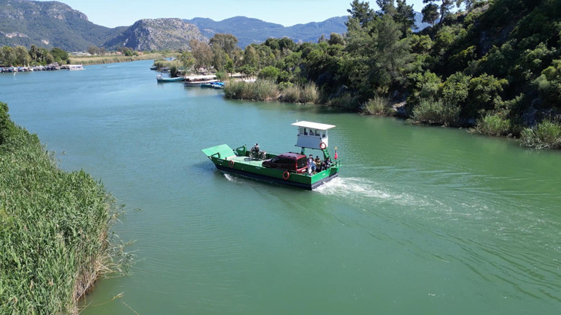 Yolu hem 1.5 dakikaya indiriyor, hem de görsel şölen sunuyor - Resim : 1