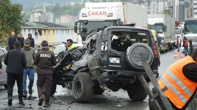 Cadde savaş alanına döndü: Ölü ve yaralılar var - Resim: 7