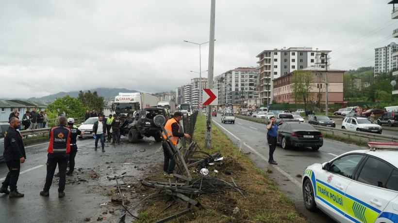 Cadde savaş alanına döndü: Ölü ve yaralılar var - Resim: 8