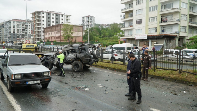 Cadde savaş alanına döndü: Ölü ve yaralılar var - Resim: 9