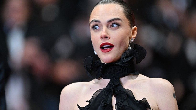 Ünlü manken Cannes’da göz kamaştırdı - Resim: 2