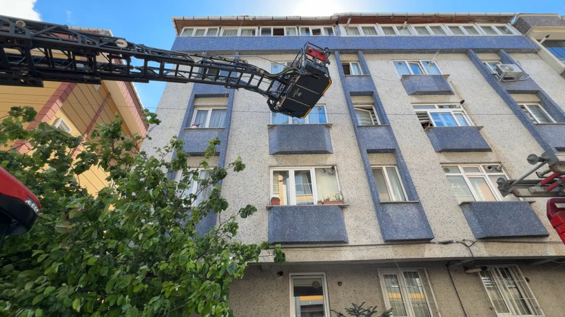 Avcılar’da yangın doğal gaz sayacına sıçradı - Resim : 1