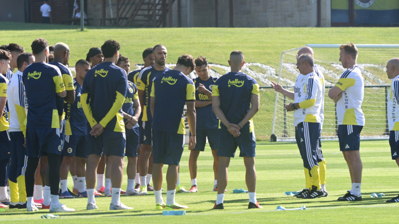 İsmail Kartal'dan futbolculara şampiyonluk konuşması - Resim : 1