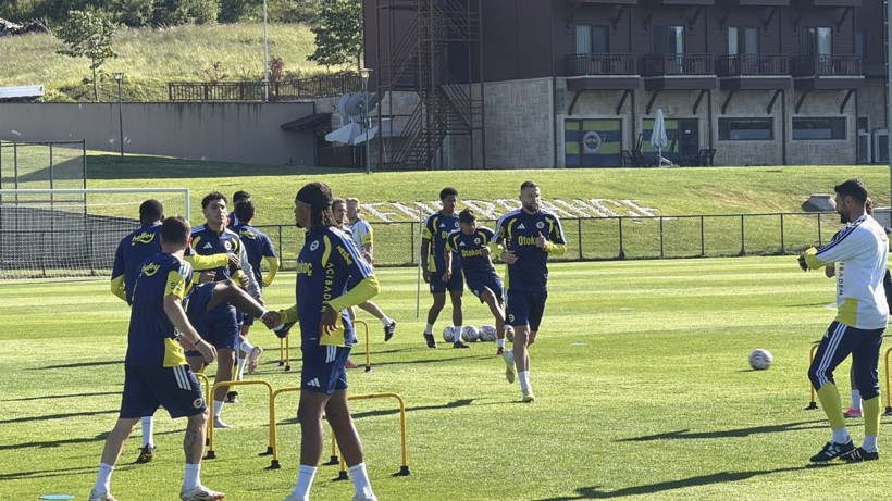 Fenerbahçe 20 bin taraftarıyla çalıştı: Yıldız isim sakatlandı - Resim: 13