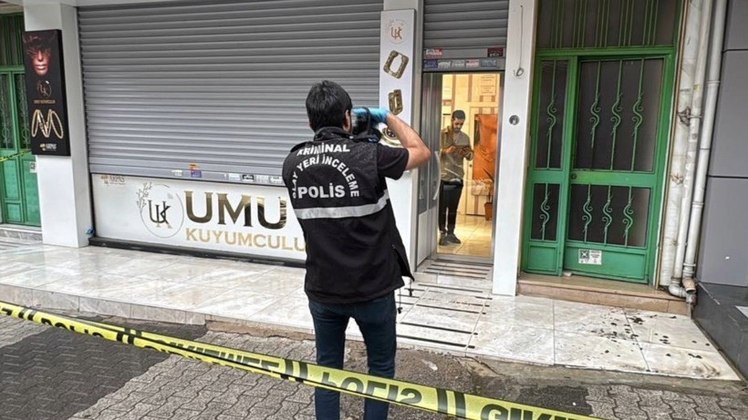 İstanbul'da kuyumcu soygunu - Resim : 1