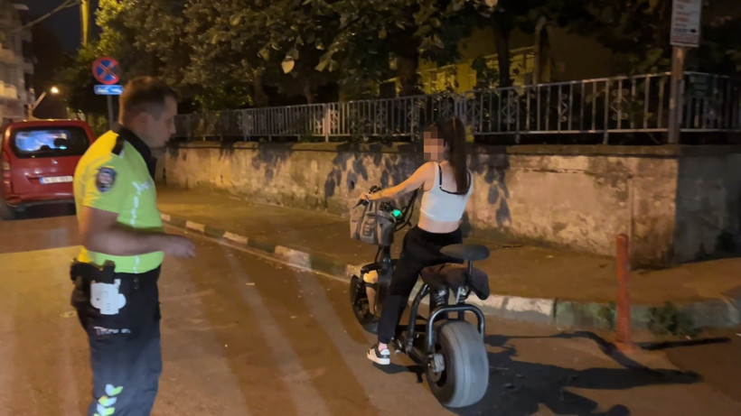 Polisi çileden çıkardı: Beni götüremezsiniz - Resim : 1