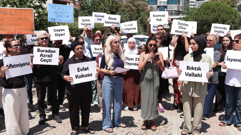 Başakşehir'de evinin önünde otomobil çarpmıştı! Genç kız felç oldu - Resim : 1