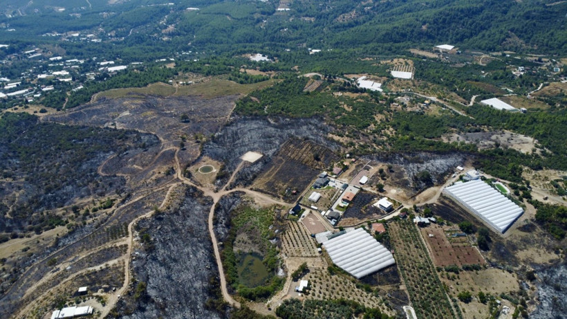 Antalya'da evler kül oldu - Resim: 1