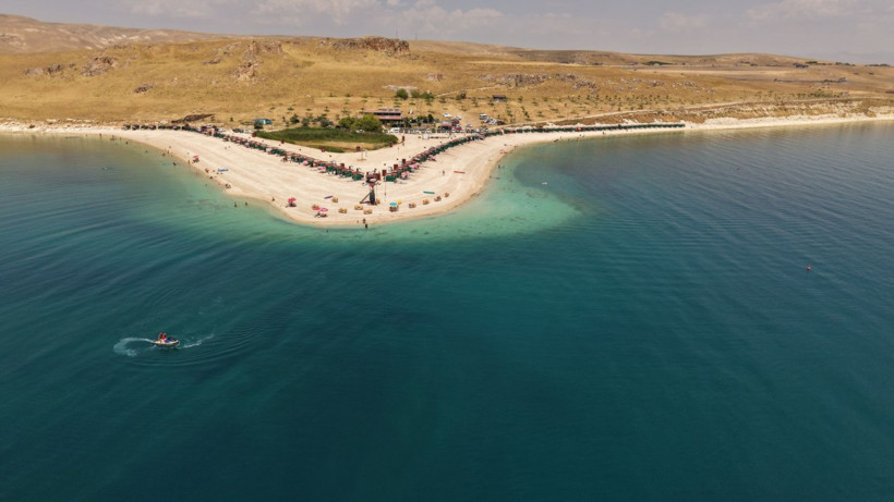 Maldivler değil Van Gölü - Resim: 6