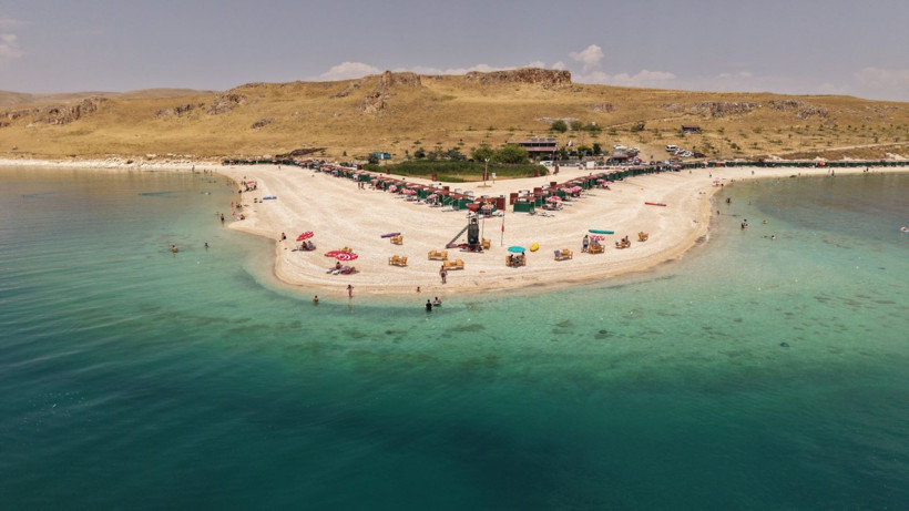 Maldivler değil Van Gölü - Resim: 7